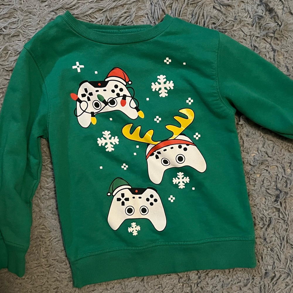 Green kids Holiday Sweater, game controller XS